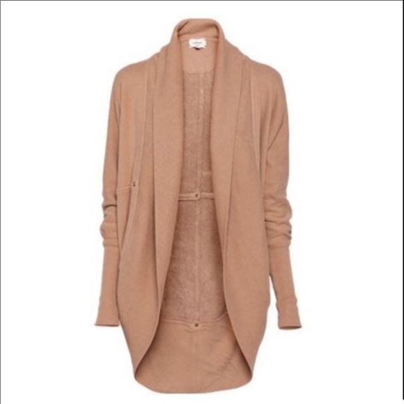 Aritzia Sweaters - Aritzia | Wilfred | Diderot | Sweater | Camel